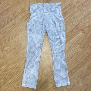 Lululemon cropped legging